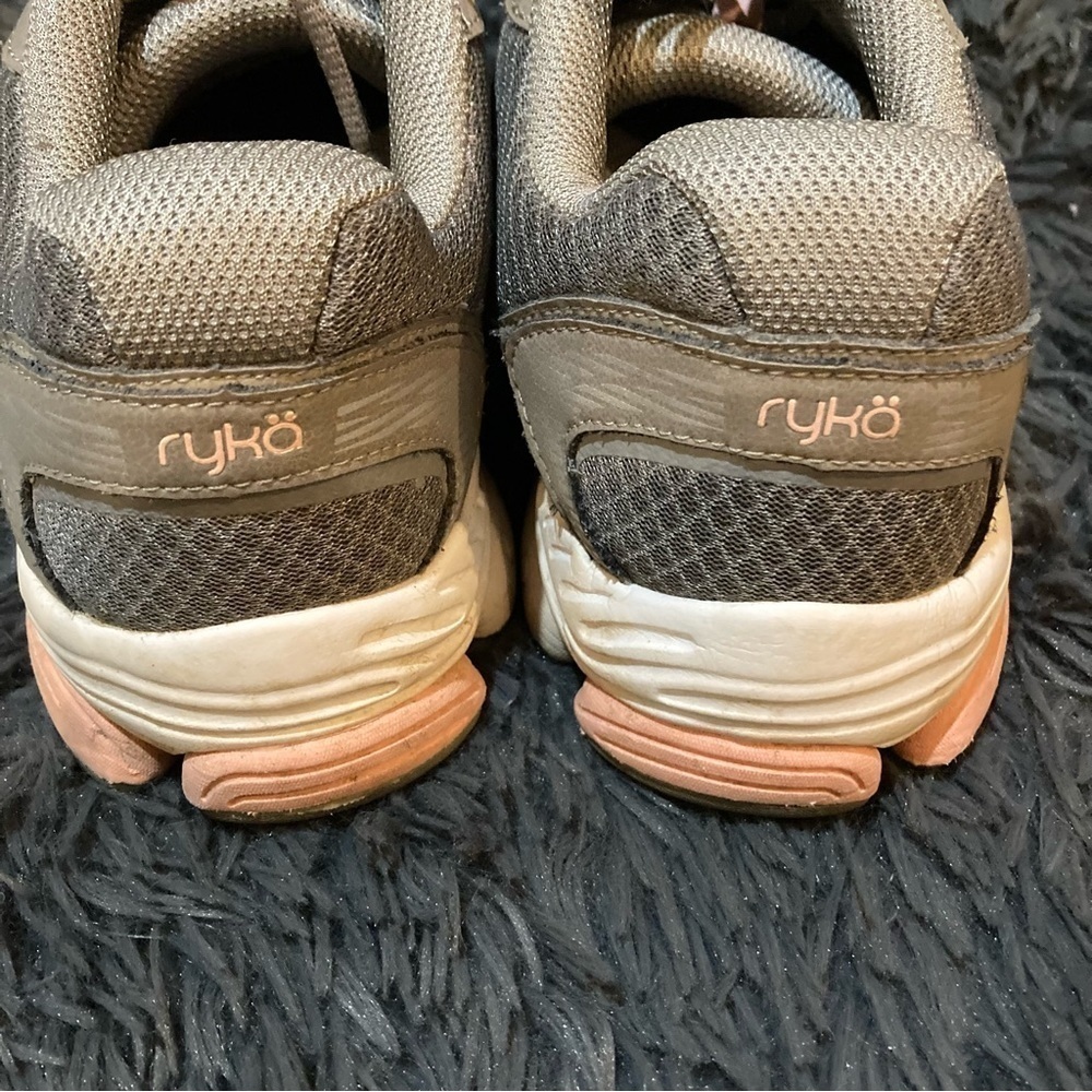 Ladies Ryka Air Plus Waling Shoe - Picture 4 of 9